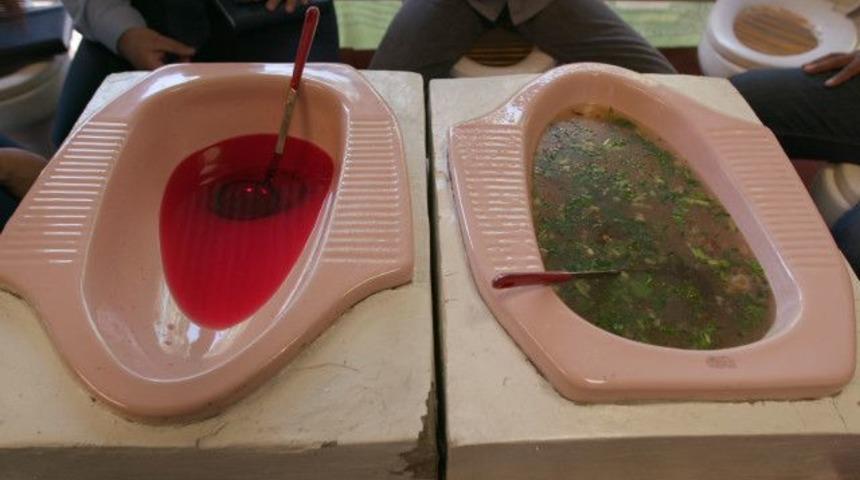 Enteresan yemek deneyimi yaşamak isteyenlere: Dünyanın en garip restoranları 