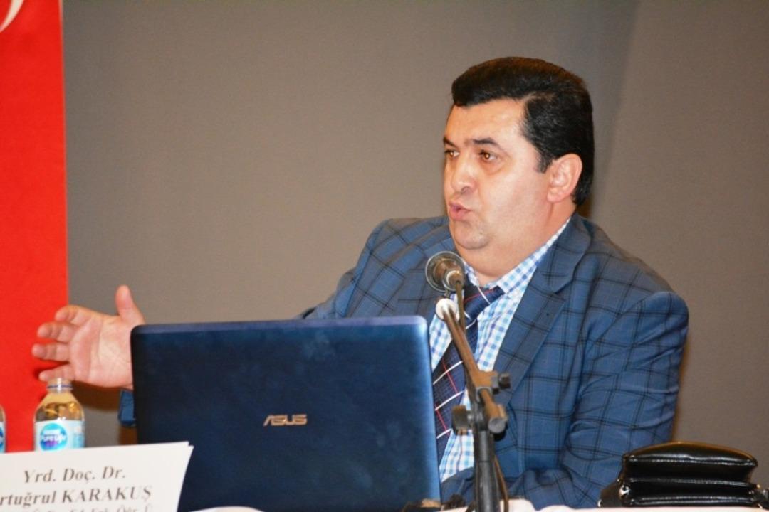 Ayvalık M&uuml;ft&uuml;l&uuml;ğ&uuml;&rsquo;nden anlamlı konferans