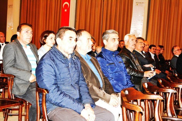 Ayvalık Müftülüğü’nden anlamlı konferans G2
