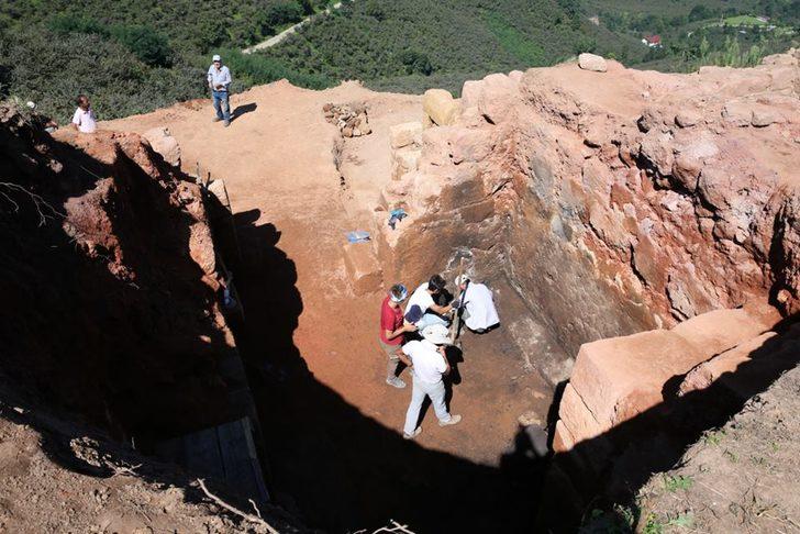 Kibele heykeli bulunmuştu! Kurul Kalesi'nde kazılar yeniden başlıyor G1