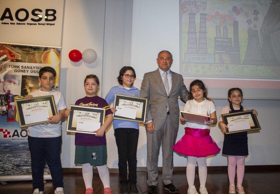 &Ccedil;ocuklar sanayiyi resimlerle anlattı