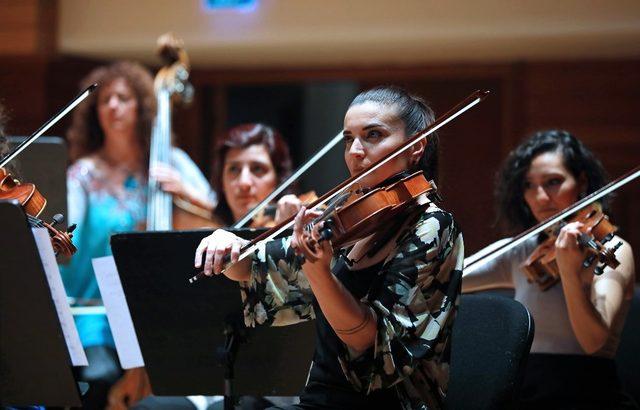 İzmir’de uluslararası müzik günleri