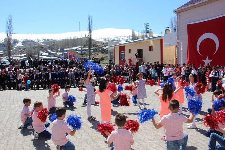 Gaziler Köyü’nde coşkulu 23 Nisan kutlaması G4