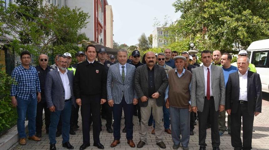 Şehit babası şehitler i&ccedil;in kurban kesti