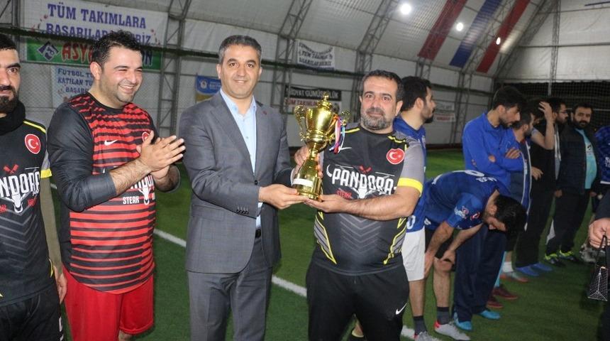 Silopi’deki futbol turnuvası sona erdi