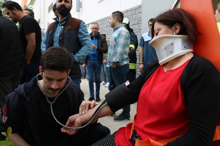 Alışveriş merkezinde afet tatbikatı gerçeğini aratmadı G5