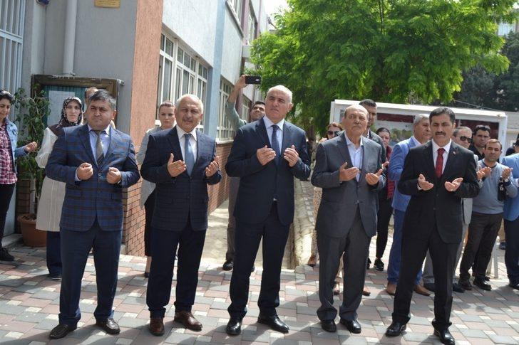 Şehit teğmen için mezun olduğu lisede şehit köşesi oluşturuldu G3