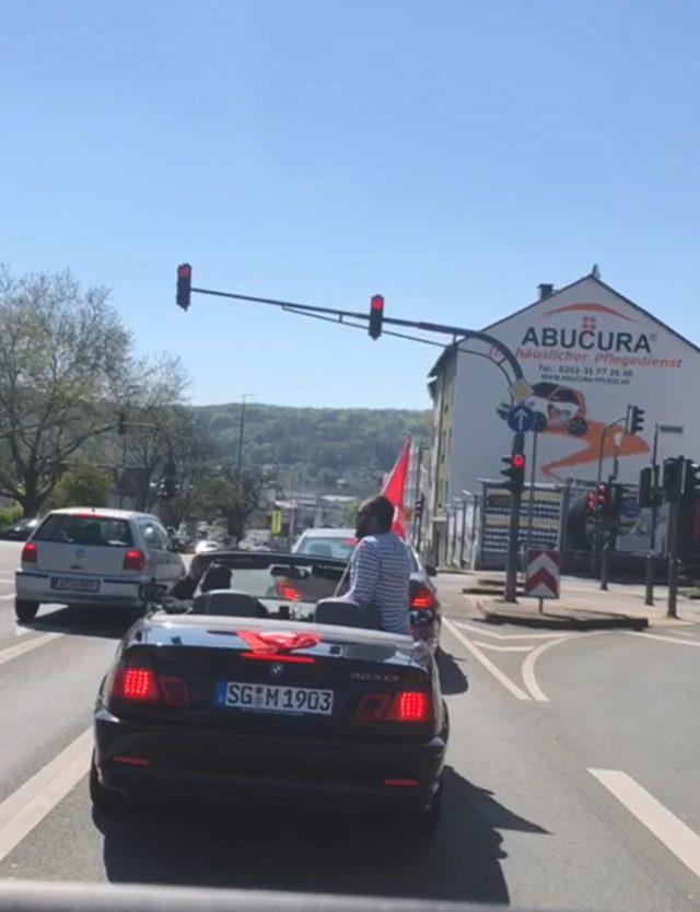 Almanya'da Türk düğün konvoyu gündem oldu