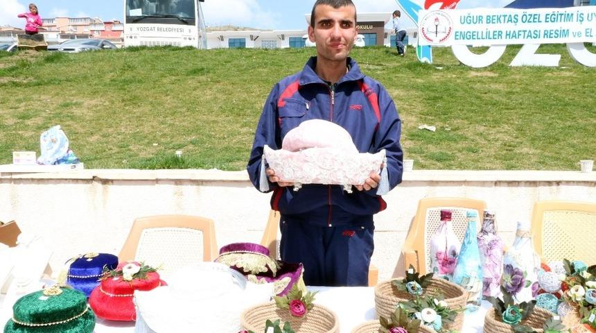 Yozgat&rsquo;ta engelli &ouml;ğrencilerin &uuml;r&uuml;nleri sergilendi