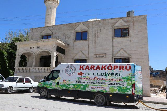 Karaköprü’de camiler Ramazan’a hazırlanıyor