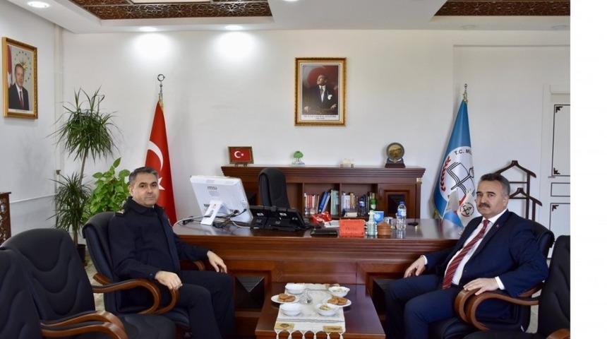 Tuğgeneral Bulut, İl M&uuml;d&uuml;r&uuml; &Ccedil;elik ile bir araya geldi