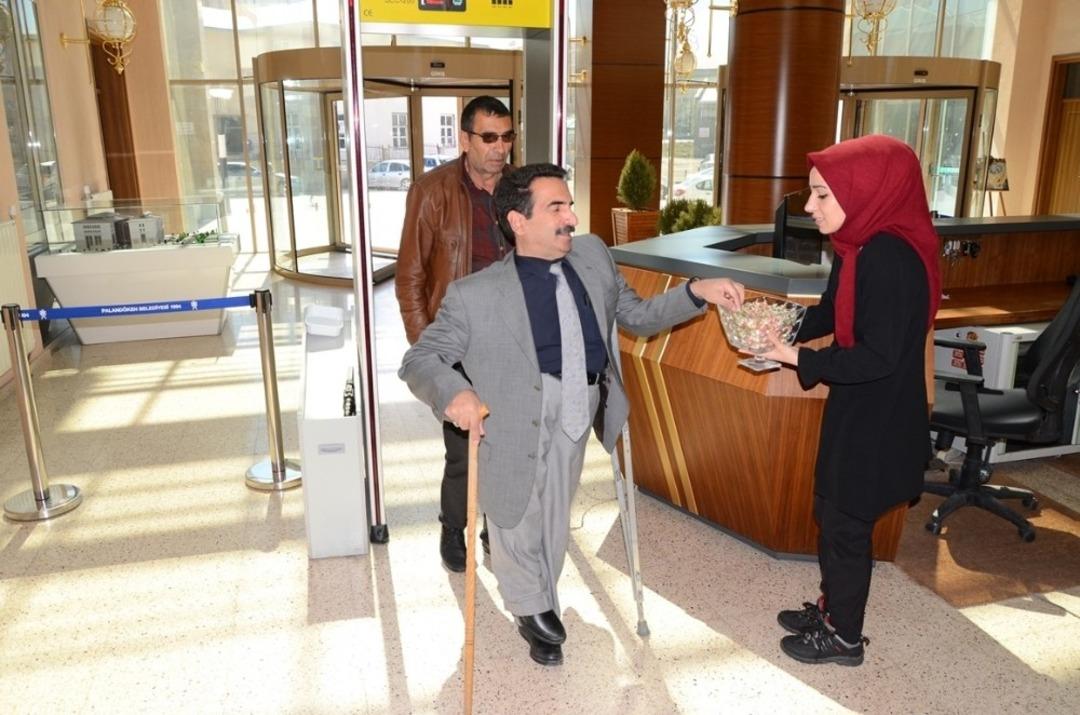 Paland&ouml;ken&rsquo;de değişim r&uuml;zgarı başladı