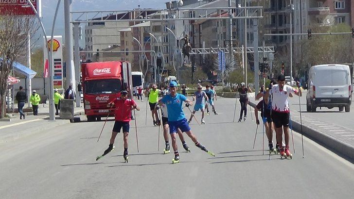 Tekerlekli kayak koşusu için hayat durdu G1