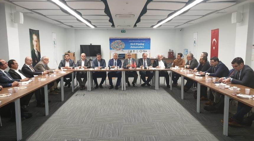 Adana&rsquo;nın tarımı Sivil Diyalog Buluşması&rsquo;nda masaya yatırıldı