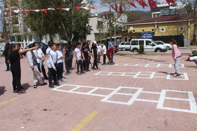 Bucak’ta Çocuk Oyunları Şenliği