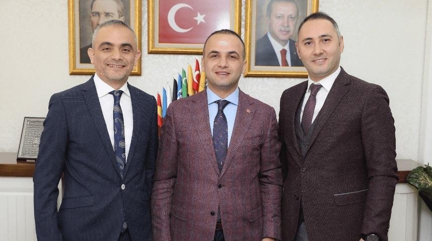 Başkan Kibar yardımcılarını atadı