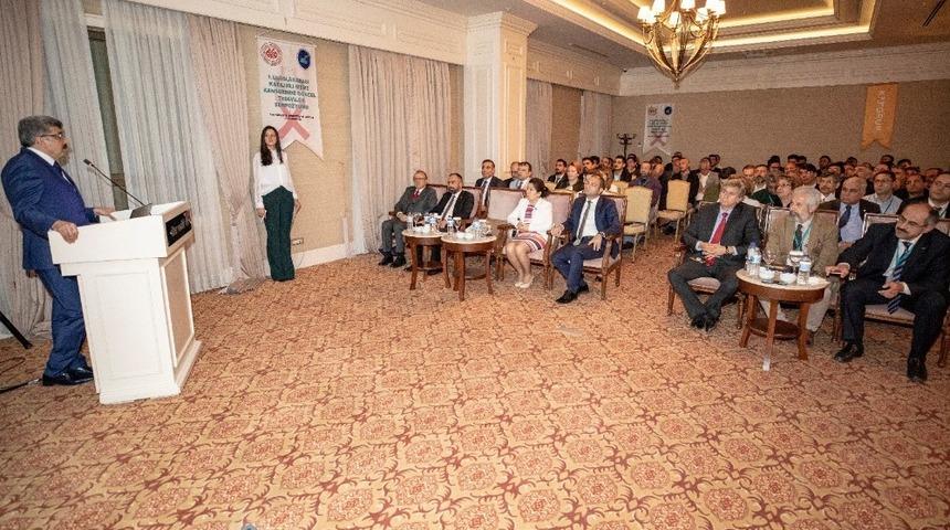 Van’da, meme kanseri tedavisinde güncel yaklaşımlar sempozyumu