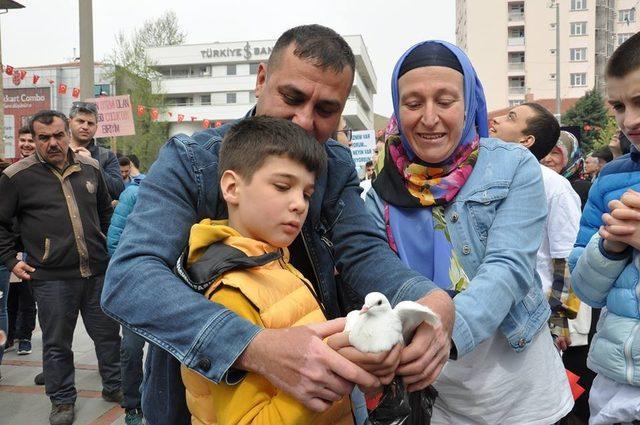 Isparta’da  Otizm Farkındalık Yürüyüşü