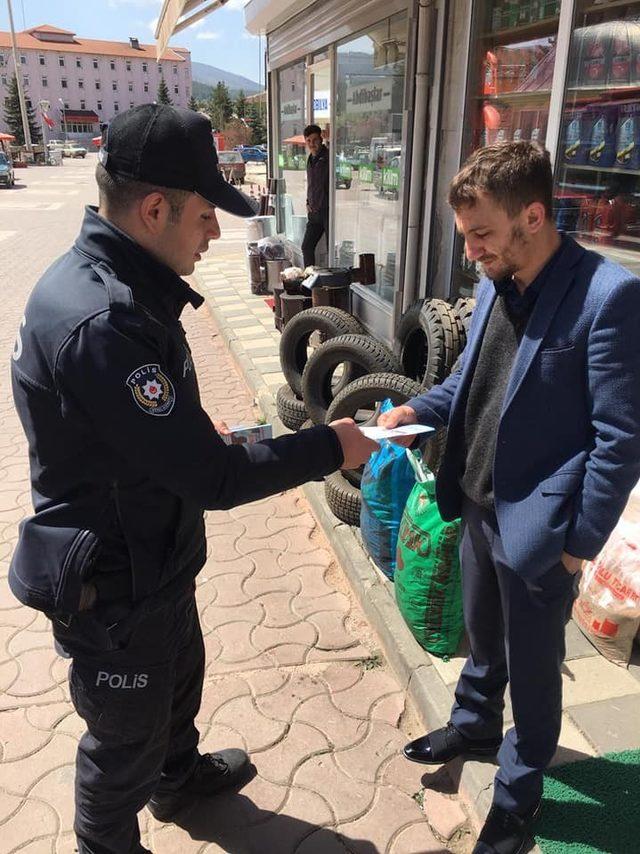 Daday polisi dolandırıcılığa karşı broşür dağıttı