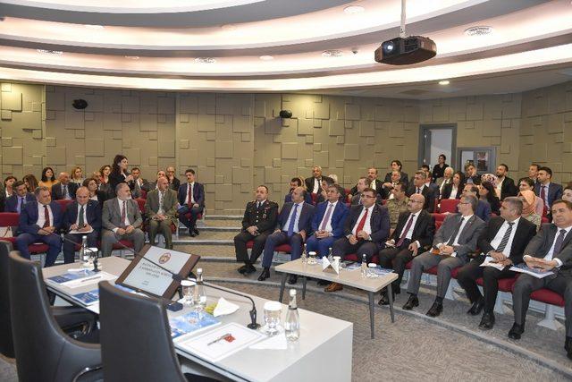 Adana’da bağımlılıkla mücadele 1