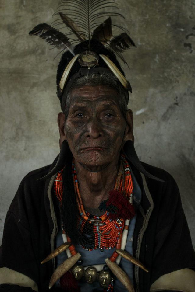 The-last-living-head-hunters-from-Nagaland-noth-east-India-5c9bca4f78250__880