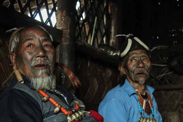The-last-living-head-hunters-from-Nagaland-noth-east-India-5c9bcad6d8d44__880