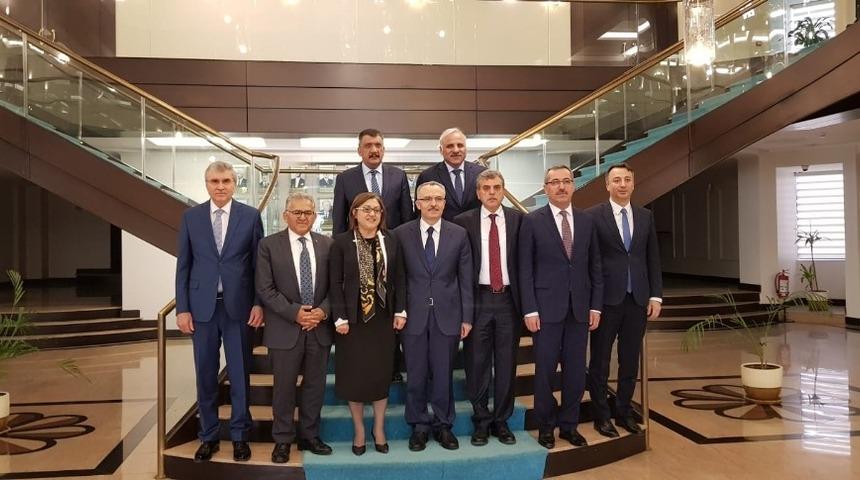 Başkan B&uuml;y&uuml;kkılı&ccedil; ziyaret ve temaslara devam ediyor