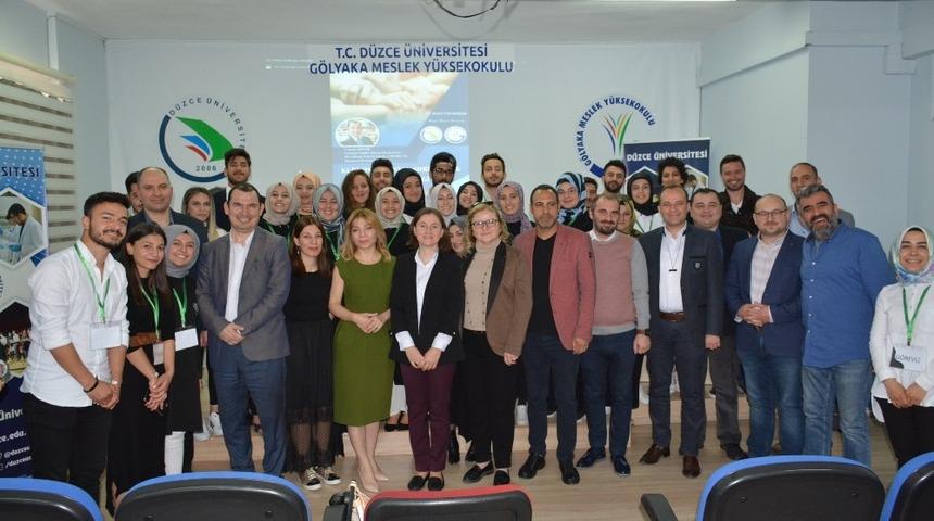 D&uuml;zce &Uuml;niversitesi &ouml;ğrencileri sosyal sorumluluk projelerini anlattı