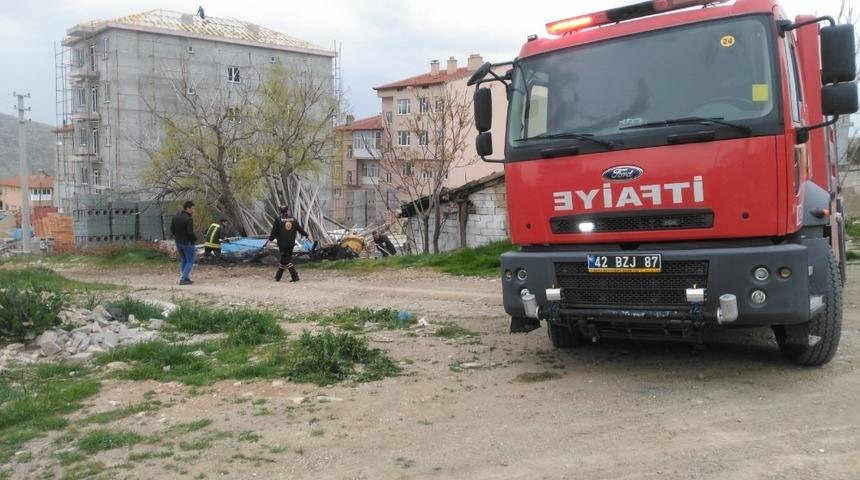 Yunak&rsquo;ta işyerinde yangın