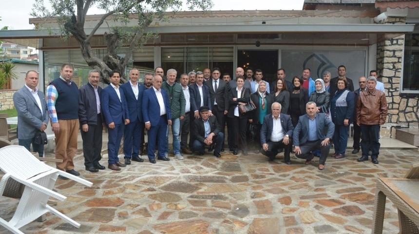 Başkan Acar, muhtarlarla buluştu