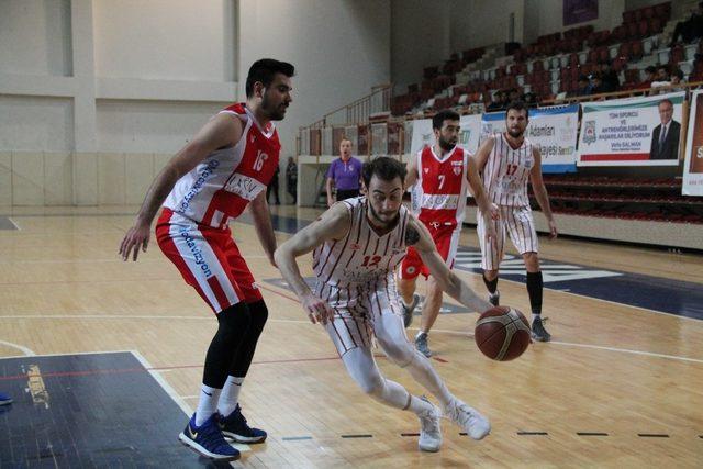 T&uuml;rkiye Basketbol Ligi: Semt77 Yalova Belediyespor: 115 - Edirnespor: 96 1