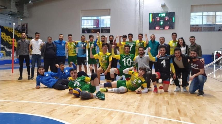 Hakkari Gen&ccedil;lik Spor Kul&uuml;b&uuml; b&ouml;lge şampiyonu oldu