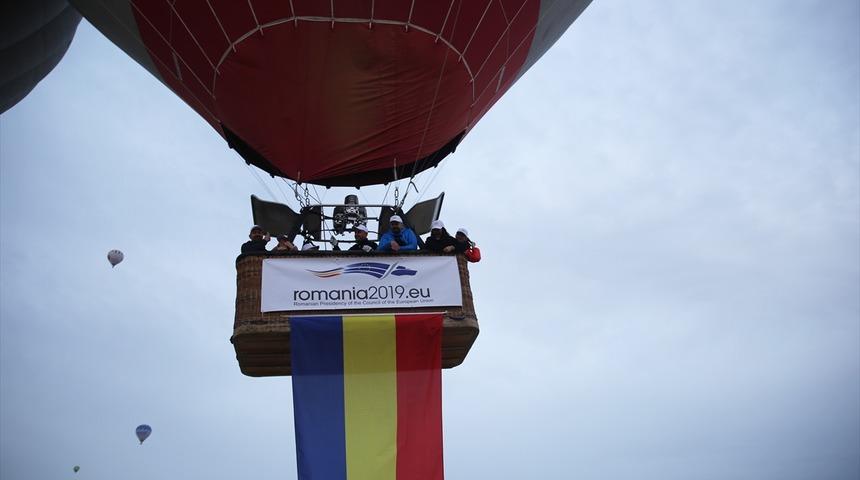 Romanya Büyükelçiliği Kapadokya'da sıcak hava balonu uçurdu