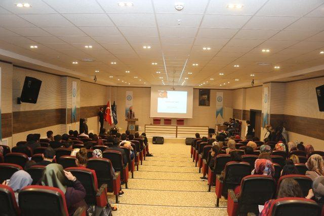 BEÜ’de “Türkçenin Ömrü” Konferansı düzenlendi