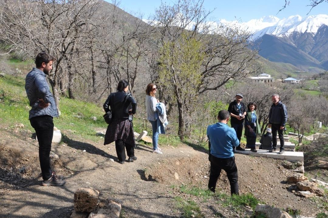 İstanbul&rsquo;dan Nehri k&ouml;y&uuml;ne ziyaret