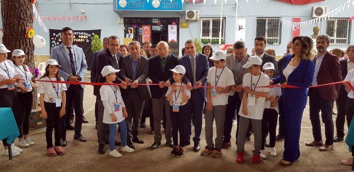 Köy okulunda açılan ilk bilim fuarı beğeni topladı G2