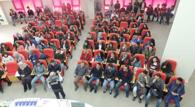 Tavşanlı MYO’da ’Temel Afet Bilinci’ konulu seminer