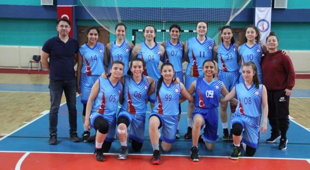 DP&Uuml; Kadın Basketbol Takımı, Sel&ccedil;uk &Uuml;niversitesi&rsquo;ni 65-48 yendi