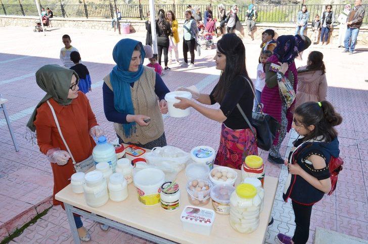 Çocuklar için şenlik düzenlendi, organik ürünler sergilendi G5