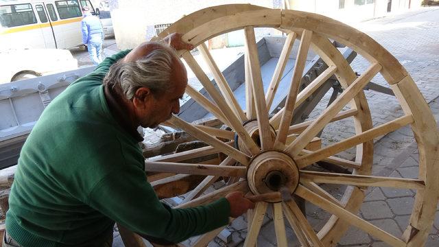 At arabası ustası siparişlere yetişemiyor 1