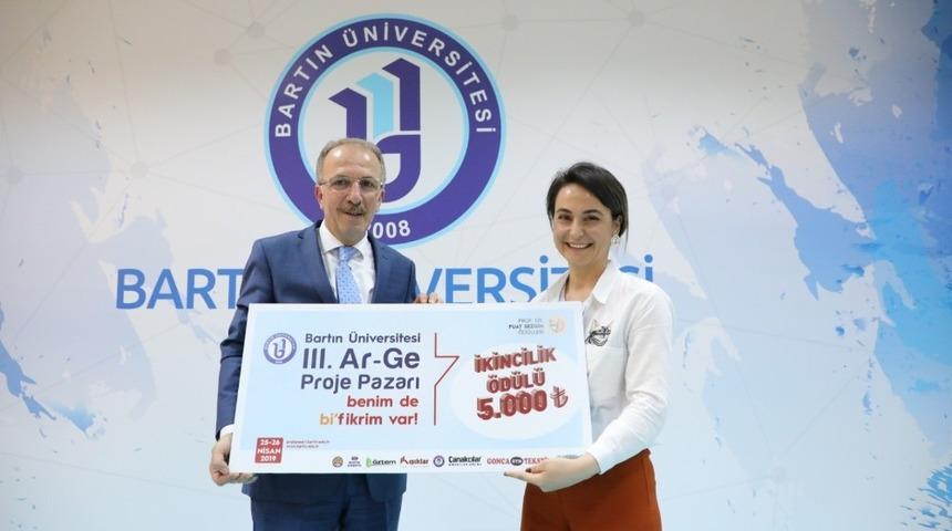 III. Ar-Ge Proje Pazarında en iyi projeler ödüllendirildi