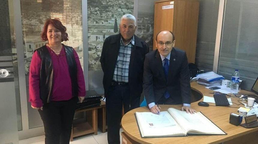 Karadayı Ailesi S&ouml;ke Eğitim Vakfı&rsquo;na zeytinlik bağışladı