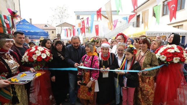 Uluslararası Ezogelin yöresel bebek çalıştayı tamamlandı