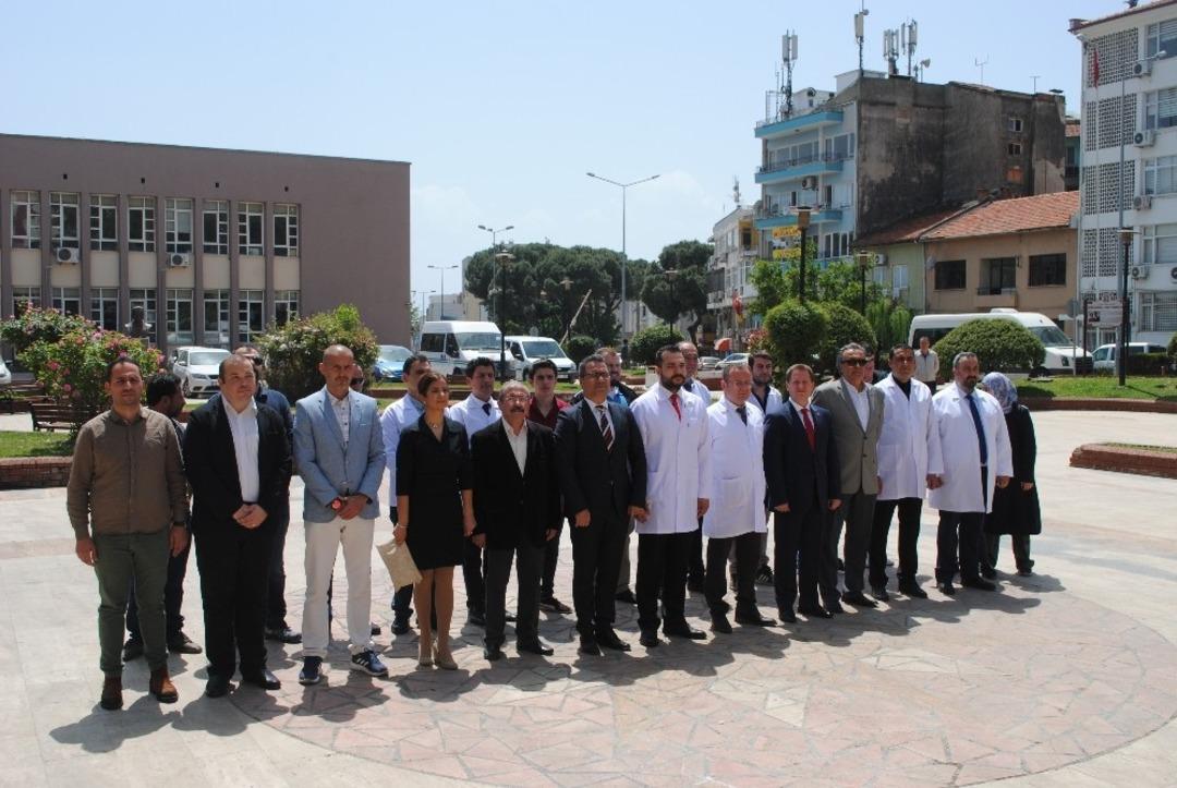 Aydınlı veterinerler g&uuml;nlerini kutladı