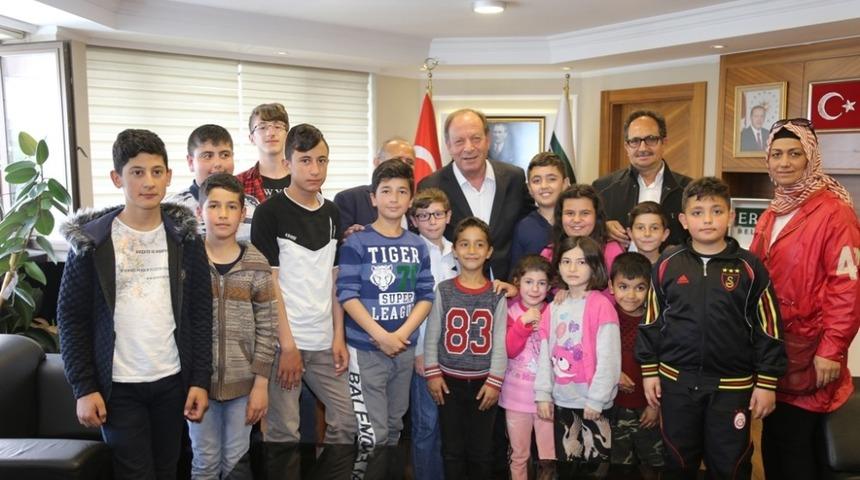 Ereğlili &ccedil;ocuklardan Başkan Opruk&ccedil;u&rsquo;ya ziyaret