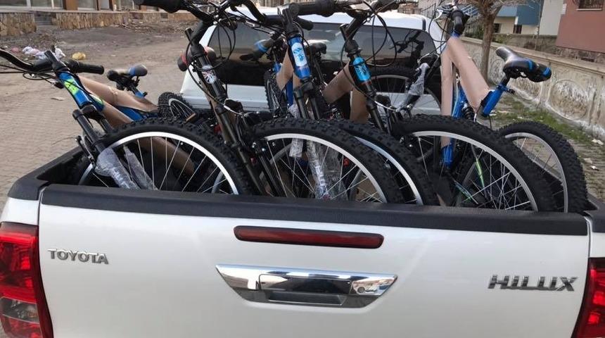 Bing&ouml;l Gen&ccedil;&rsquo;te  &lsquo;Hayallere Uzanan Eller&rsquo; projesi