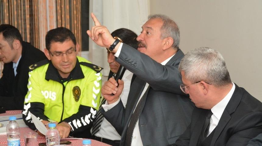 Tokat&rsquo;ta Emniyet mahallelerde &ldquo;Huzur Toplantısı&rdquo; yapıyor