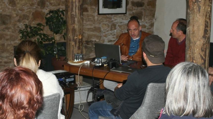 Eldem Sanat Dalyancı Konağında sanat&ccedil;ı sohbetleri