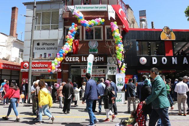 Eskişehir İHH yeni binasına törenle taşındı