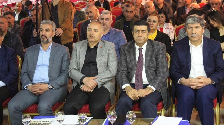 Elazığ&rsquo;da &lsquo;Y&ouml;netici Okulu&rsquo; programı eğitimi